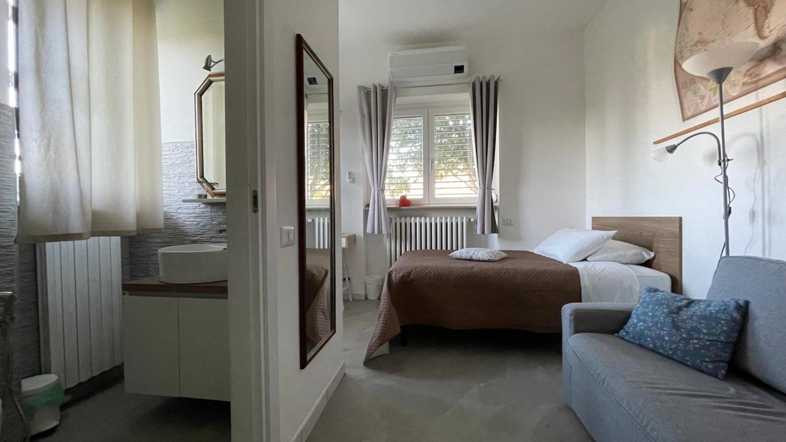 Domus 190 Rooms Varèse Extérieur photo